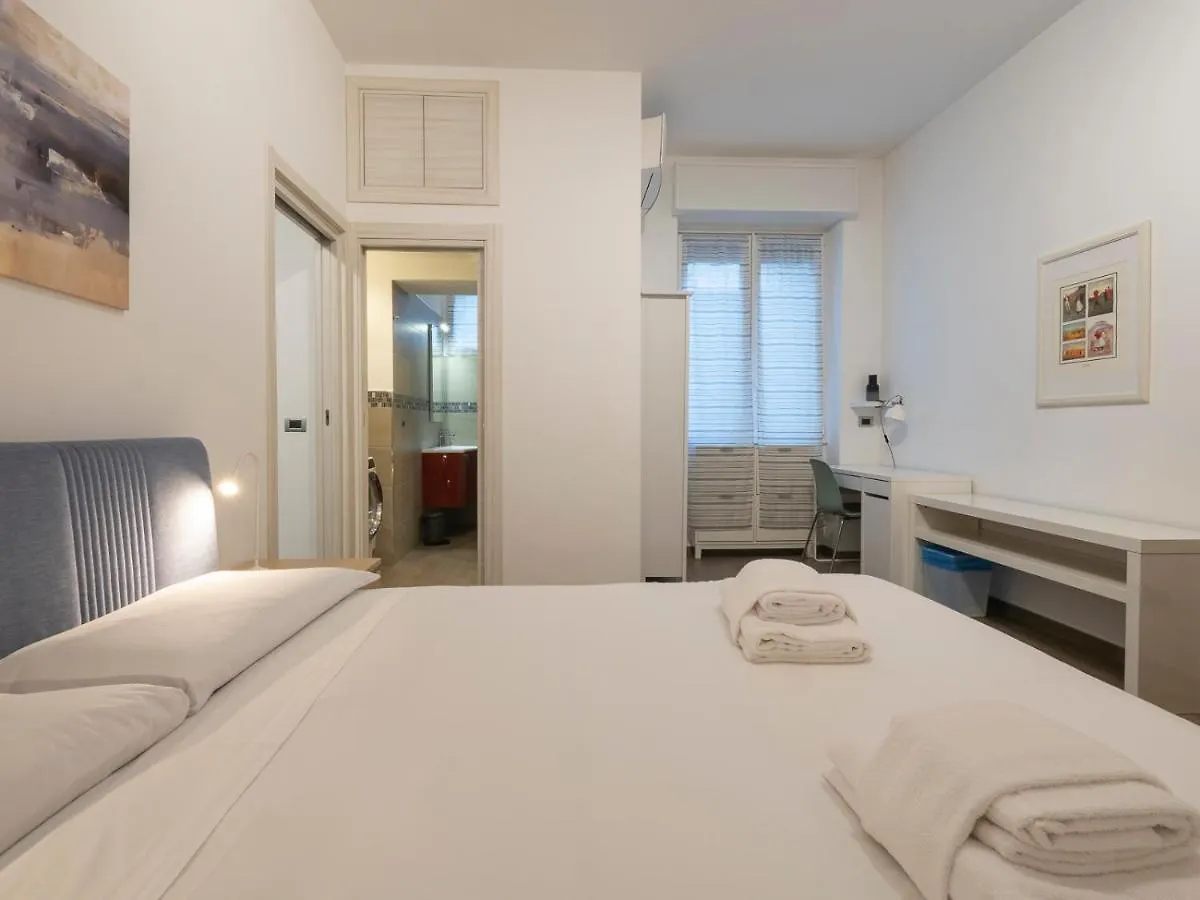 I Host Apartment - Montesuello 9 Milan