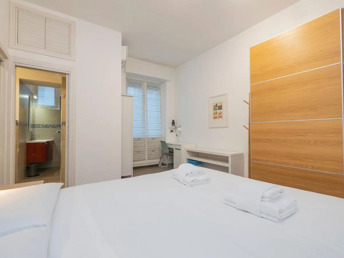 I Host Apartment - Montesuello 9 Milan